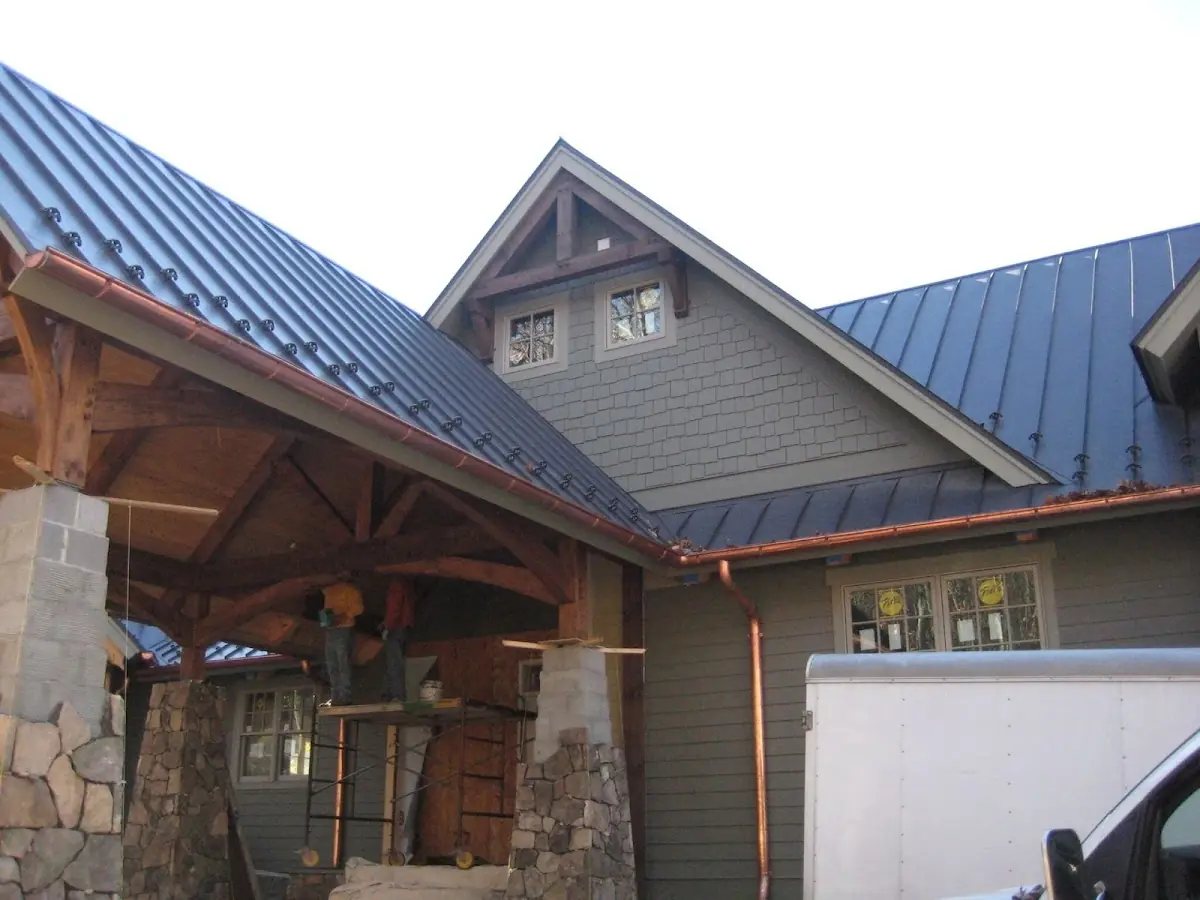 Craftsman Roofing team delivering quality roofing work in Hunters Glen
